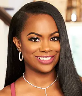Il peso corporeo di Kandi Burruss misura i dati