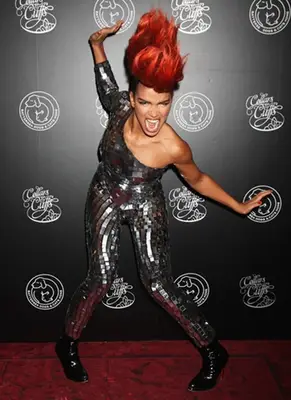 Eva Simons Body Measurements Height Weight