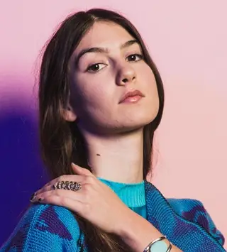 Singer Weyes Blood