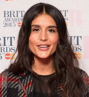 Jessie Ware Weigh