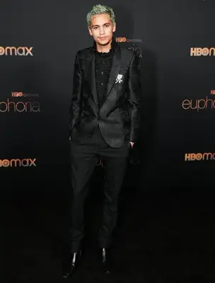 Dominic Fike Height Weight Shoe Size