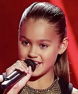 Alexa Curtis Misure di peso dell'età del corpo fatta