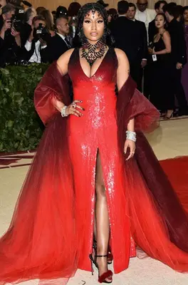 Nicki Minaj Body Measurements and Facts