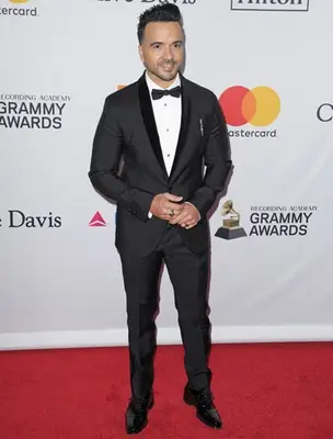 Luis Fonsi Facts and Bio