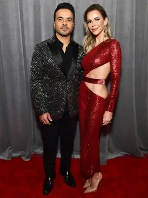 Luis Fonsi Height Weight Stats