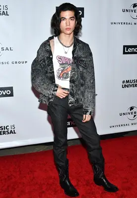 Conan Gray Height Weight Stats