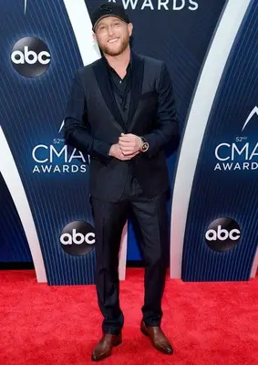 Cole Swindell Height Weight Stats