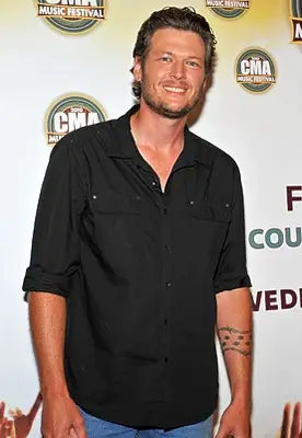 Blake Shelton Body Measurements