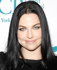 Amy Lee misura il corpo delle statistiche del marchio delle dimensioni delle statistiche delle statistiche vitali