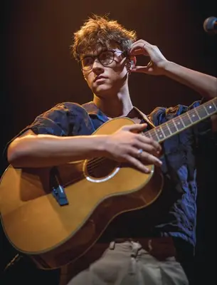 David Kushner Body Measurements