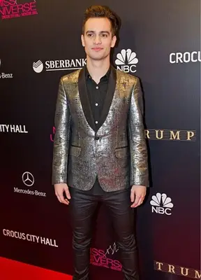 Brendon Urie Body Measurements