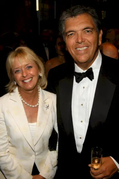 Citigroupin entinen toimitusjohtaja (Golden) Parachutes Park Avenue Co-opista