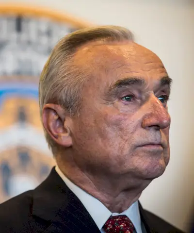 Komissaari Bill Bratton.