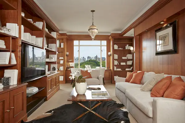 Notera de rent dekorativa böckerna.