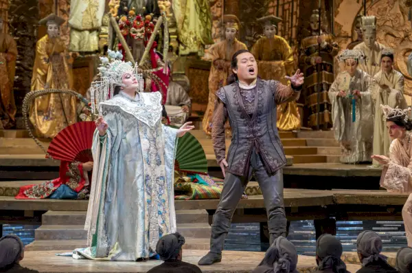 Tenori SeokJong Baek kertoo tenorimuutoksestaan ​​ja menestyksen tavoittelusta