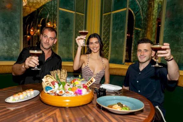 Kendall Jenner, LeBron James ja muut A-listat laskeutuvat Miamiin, kun vieraanvaraisuus siirtyy F1-viikonlopun ylikierrokselle