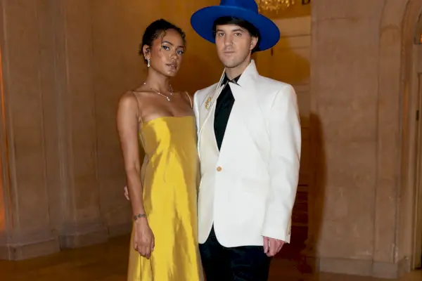 Sisällä Save Venice La Primavera -gaala Ava Dashin kanssa