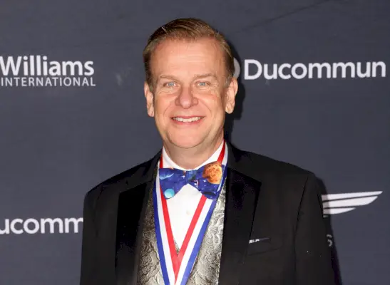 Kuka on Hamish Harding, miljardööri-filantrooppi kadonneen sukellusveneessä?