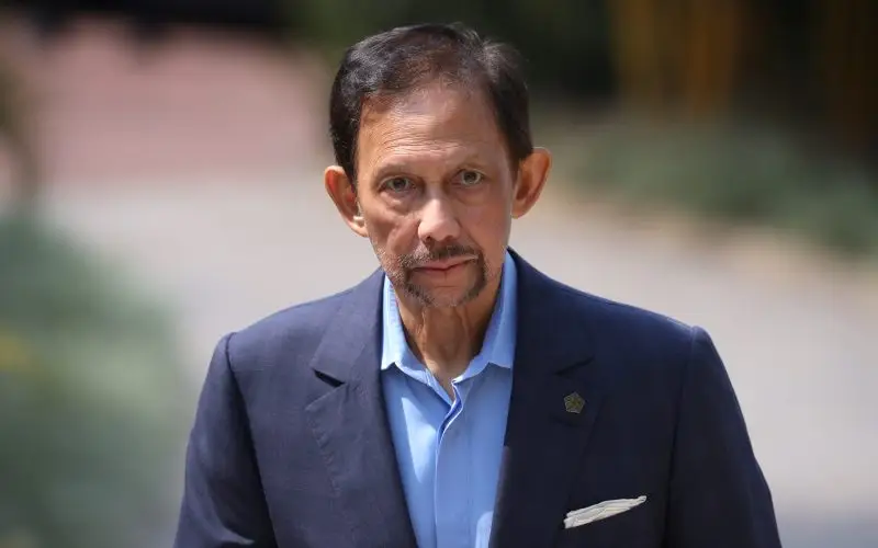 Brunein sulttaani nettoarvo – Wiki, ikä, paino ja pituus, ihmissuhteet, perhe ja paljon muuta