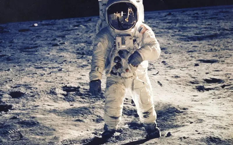 Buzz Aldrin Net Worth - Wiki, ikä, paino ja pituus, ihmissuhteet, perhe ja paljon muuta