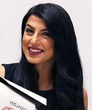 Il peso di Shay Shariatzadeh delle dimensioni della scarpa del corpo statistico misura