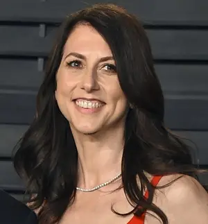 Corpo di Mackenzie Bezos Pear Medes