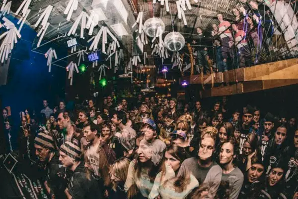 Brooklynin konserttipaikka Glasslands sulkeutuu 8 vuoden kuluttua