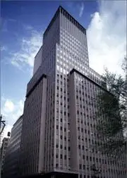 Bank of America ottaa haltuunsa Merrillin Old 222 Broadwayn