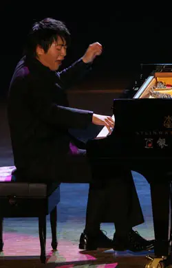 Jättipianisti Lang Lang saa 1,8 miljoonaa dollaria. Duplex lähellä Carnegie Hallia