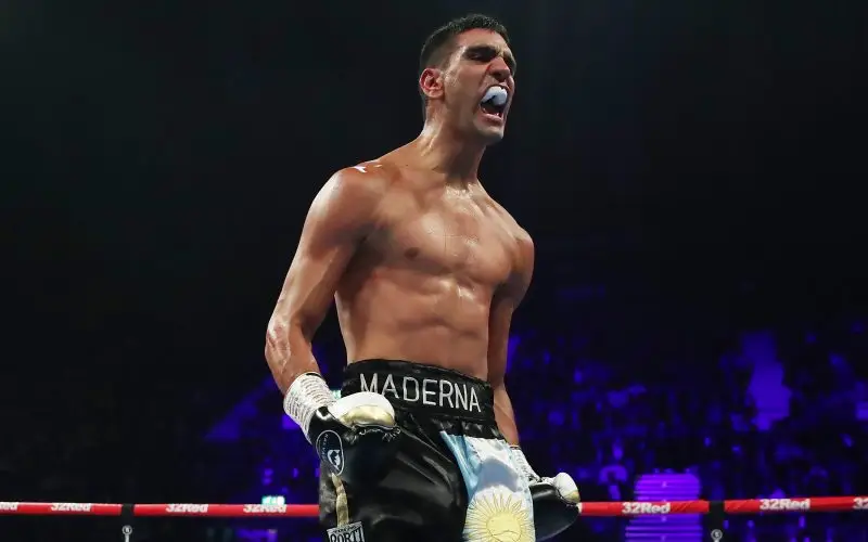 Fortuna de Artur Beterbiev - Wiki, idade, peso e altura, relacionamentos, família e muito mais