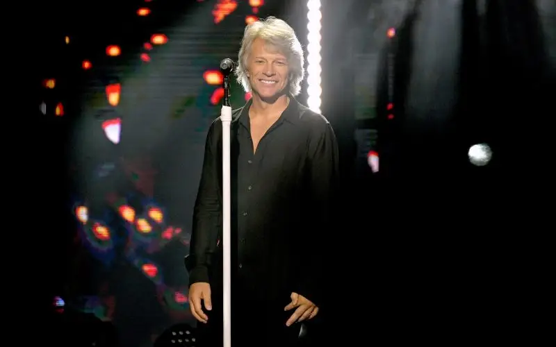 Jon Bon Jovi Net Worth - Wiki, ikä, paino ja pituus, ihmissuhteet, perhe ja paljon muuta