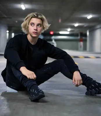 Gavin Magnus Height Weight Shoe Size