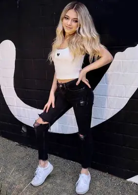 Coco Quinn Height Weight Shoe Size