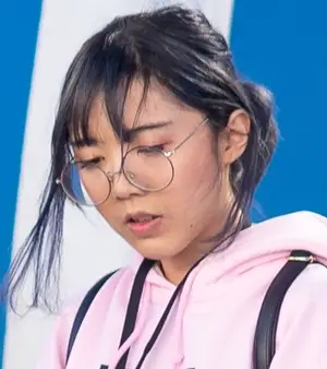 Dimensione delle scarpe del peso del peso di Lilypichu