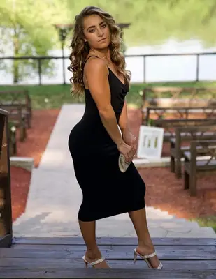 Il corpo a metà Bagby misura il peso della scarpa statistica