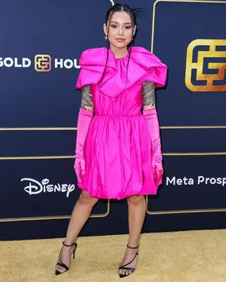 Bella Poarch Height Weight Shoe Size