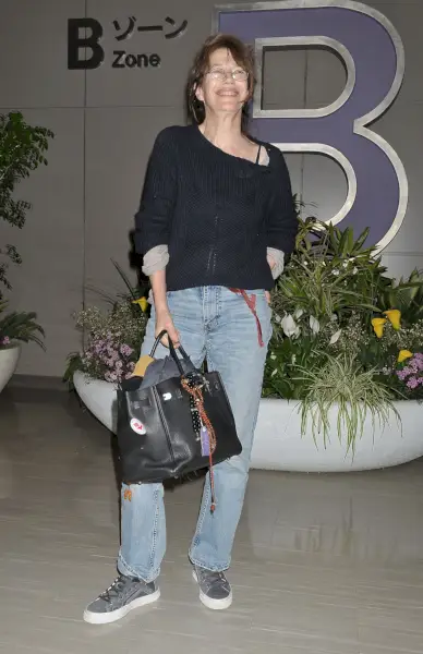 Birkin z torbą i dżinsami