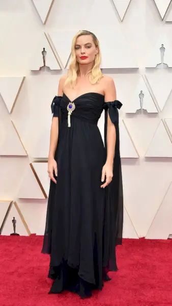 Margot Robbie närvarar vid den 92:a årliga Oscarsgalan i Hollywood och Highland den 9 februari 2020 i Hollywood, Kalifornien.
