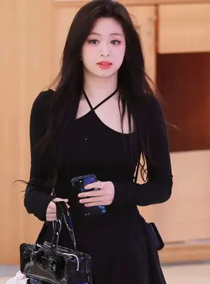 BabyMonster Ahyeon Body Measurements