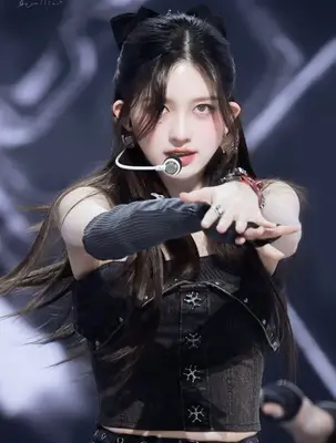 IVE Gaeul Height and Weight