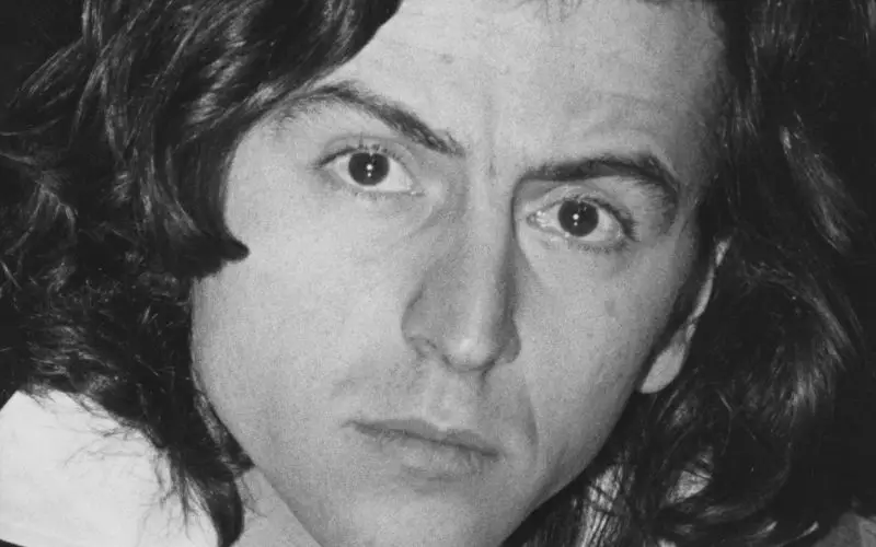 Bernard-Henri Lévyn nettoarvo - Wiki, ikä, paino ja pituus, ihmissuhteet, perhe ja paljon muuta