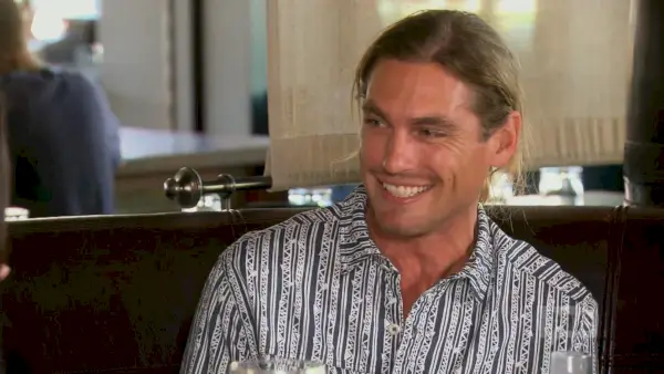 HEI MINÄ OLEN KUOLLUT