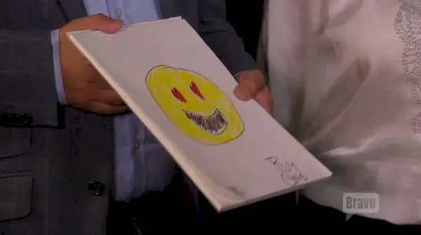 Yhdeksän kymmenestä lääkäristä on samaa mieltä siitä, että tämä on kauhea tapa parantaa miesten ja lasten välistä viestintää.