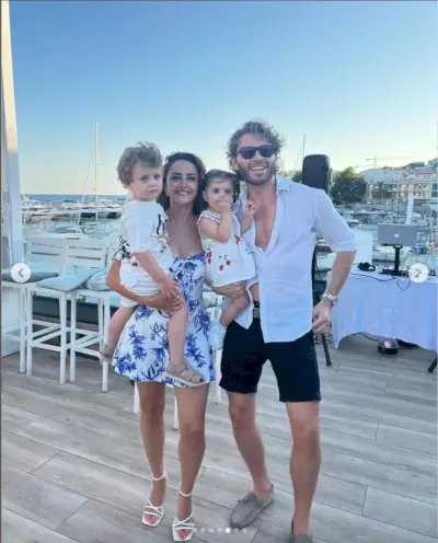 Hanna ja Martin Kinsella ovat Maximuksen ja Kimian vanhempia