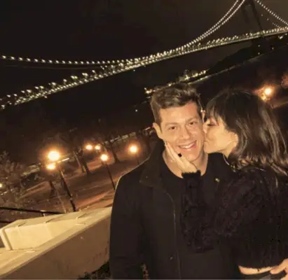 Roxanne Pallett och Jason Carrion