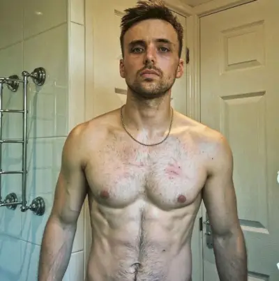 Parry er blevet rost for at dele sine imponerende fitnessopdateringer