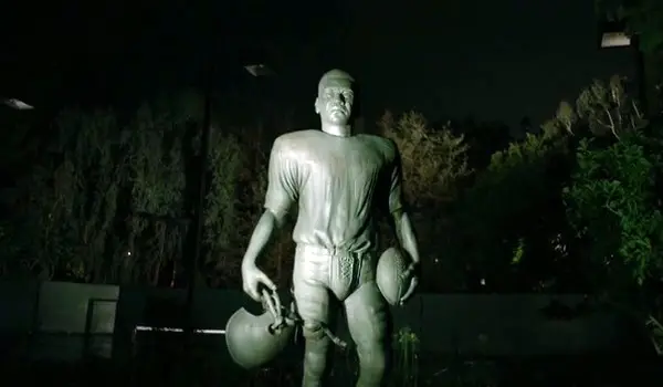 „The People przeciwko O.J. Podsumowanie pilotażowe „Simpson: American Crime Story”: „Sytuacja w Belushi”