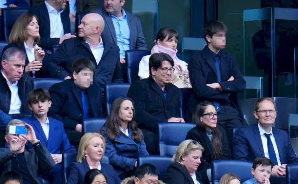 I figli di Michael spesso si uniscono a lui alle partite del Tottenham Hotspur