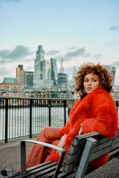 Michelle näyttelee BBC2:n Spentissä Miaa